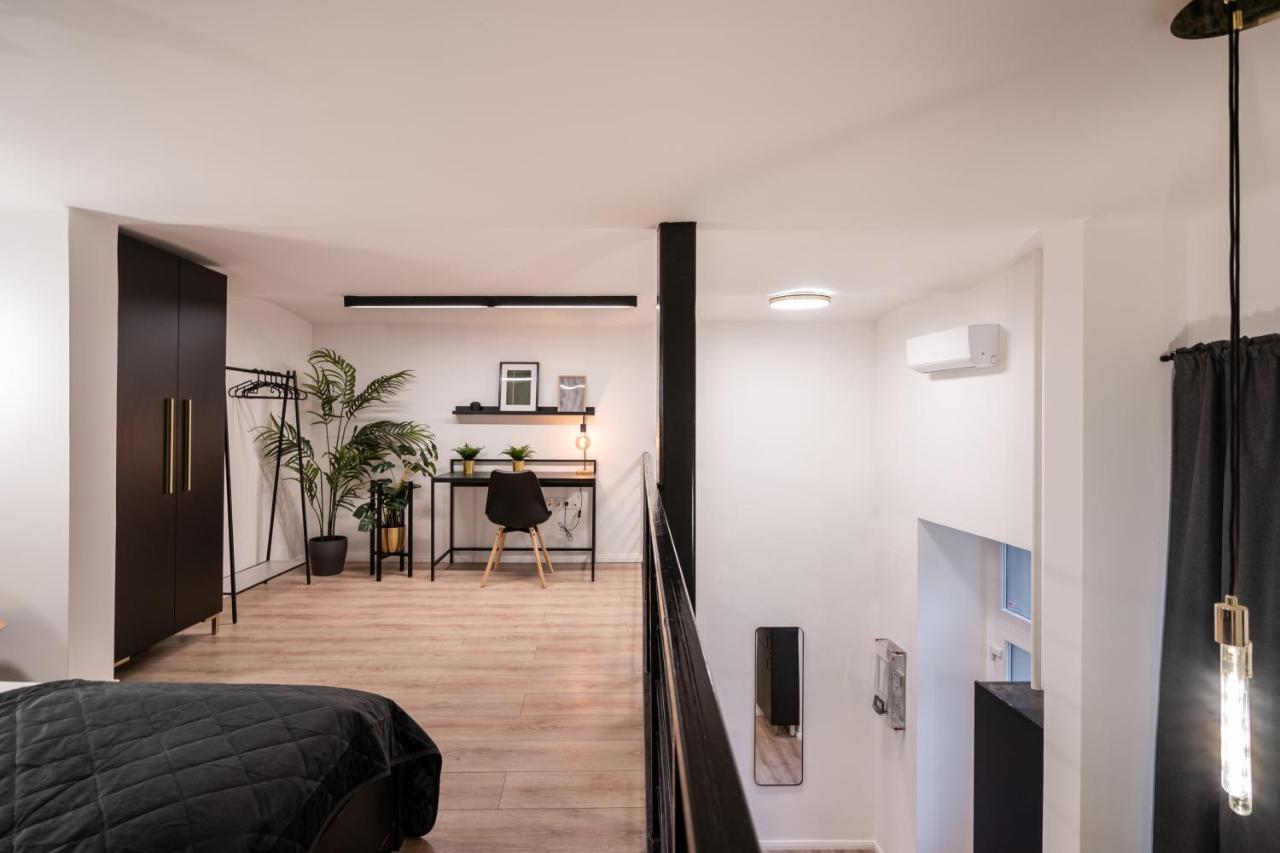 D24 - Historic Quarter Design Loft - Best Location By Bqa Budapest Exteriör bild