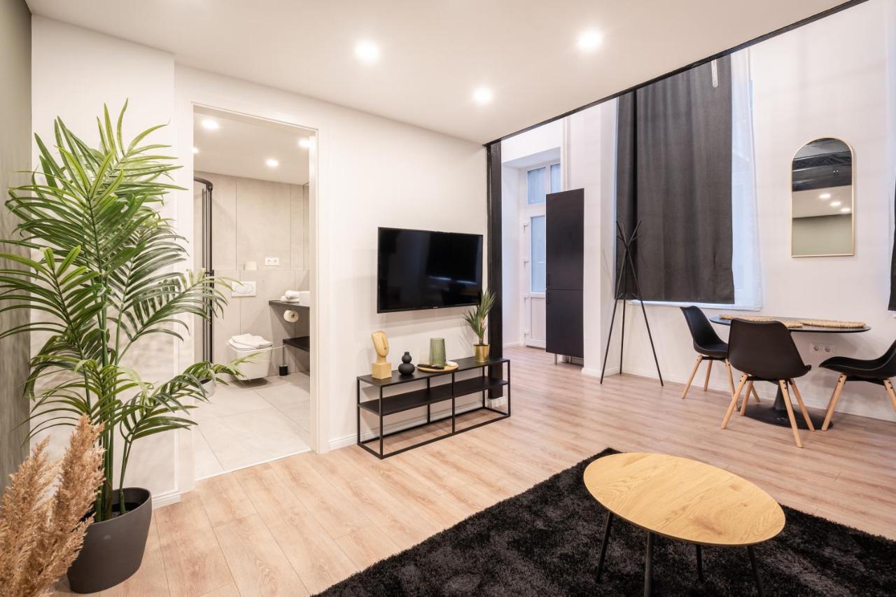 D24 - Historic Quarter Design Loft - Best Location By Bqa Budapest Exteriör bild